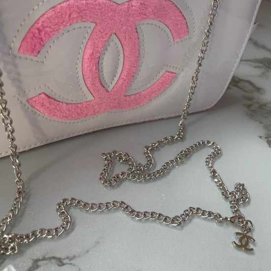 CHANEL VIP PRECISION GIFT BAG