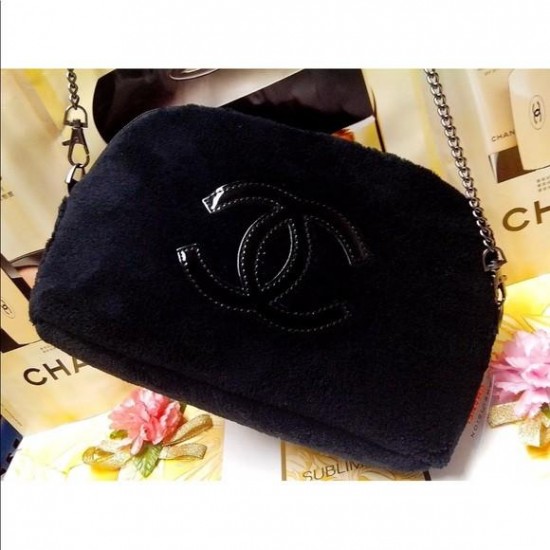 CHANEL VIP PRECISION GIFT BAG