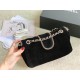 SMALL CLASSIC HANDBAG 22CM