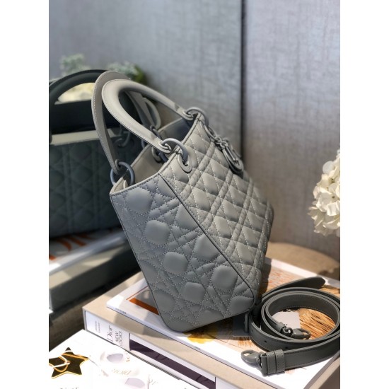 MEDIUM LADY DIOR BAG Ultramatte Cannage Calfskin