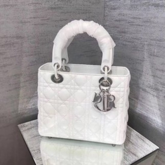 MEDIUM LADY DIOR BAG Cannage Lambskin