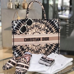 DIOR BOOK TOTE