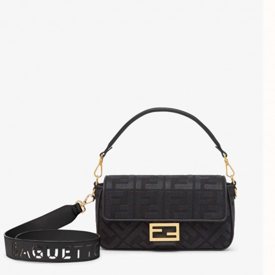 3colors FENDI BAGUETTE 2023