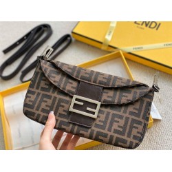 FENDI VINTAGE HOBO BAGUETTE