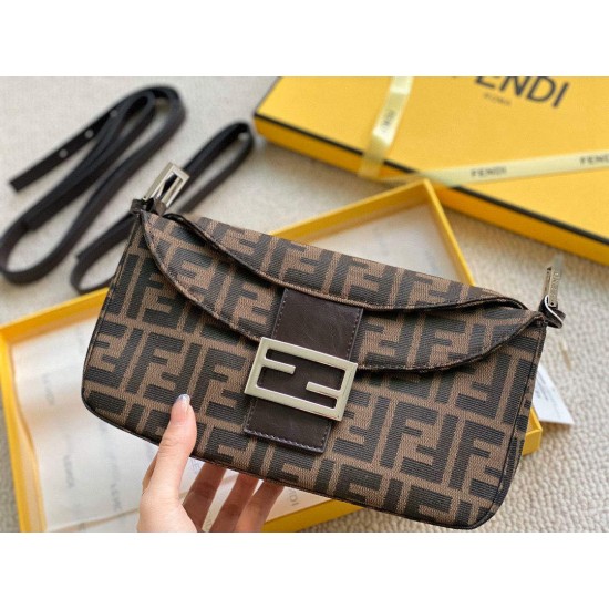 FENDI VINTAGE HOBO BAGUETTE