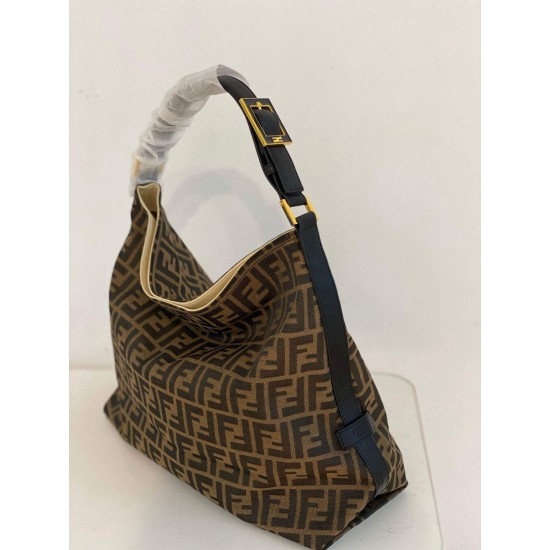 FENDI VINTAGE HOBO