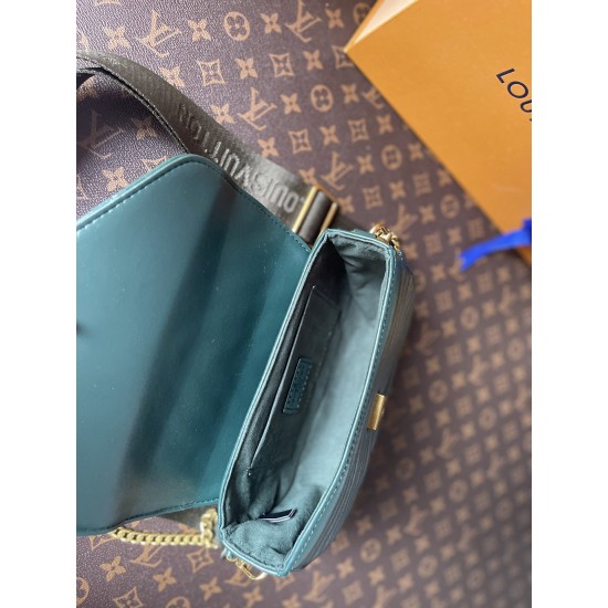 LOUIS VUITTON NEW WAVE MULTI-POCHETTE