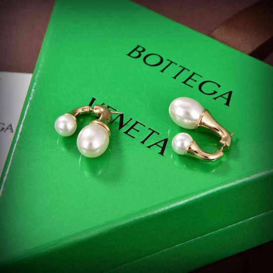  Bottega Venenta Earrings