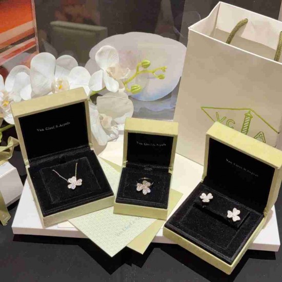 Van Cleef & Arpels Set