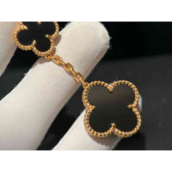 Van Cleef & Arpels Earrings