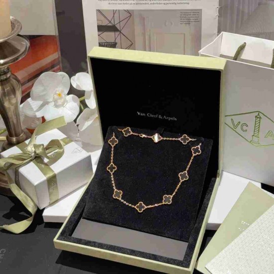 Van Cleef & Arpels Necklace